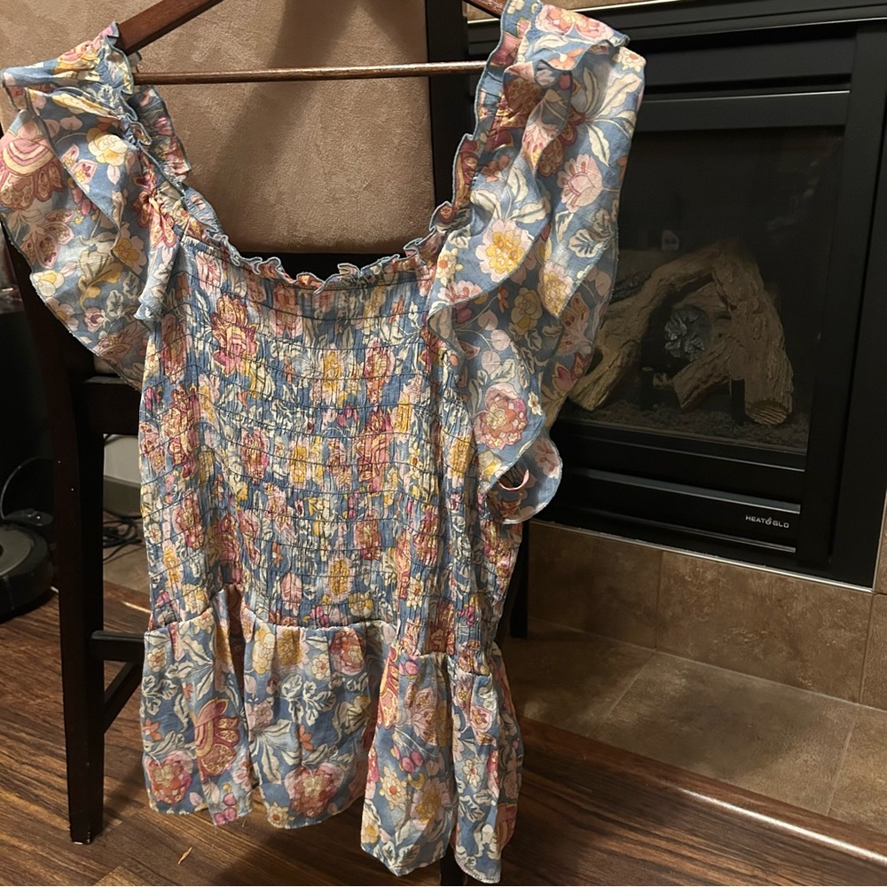 Nanette Lepore Floral Ruffle Sleeve Top With Cap Sleeves. Size 3X
